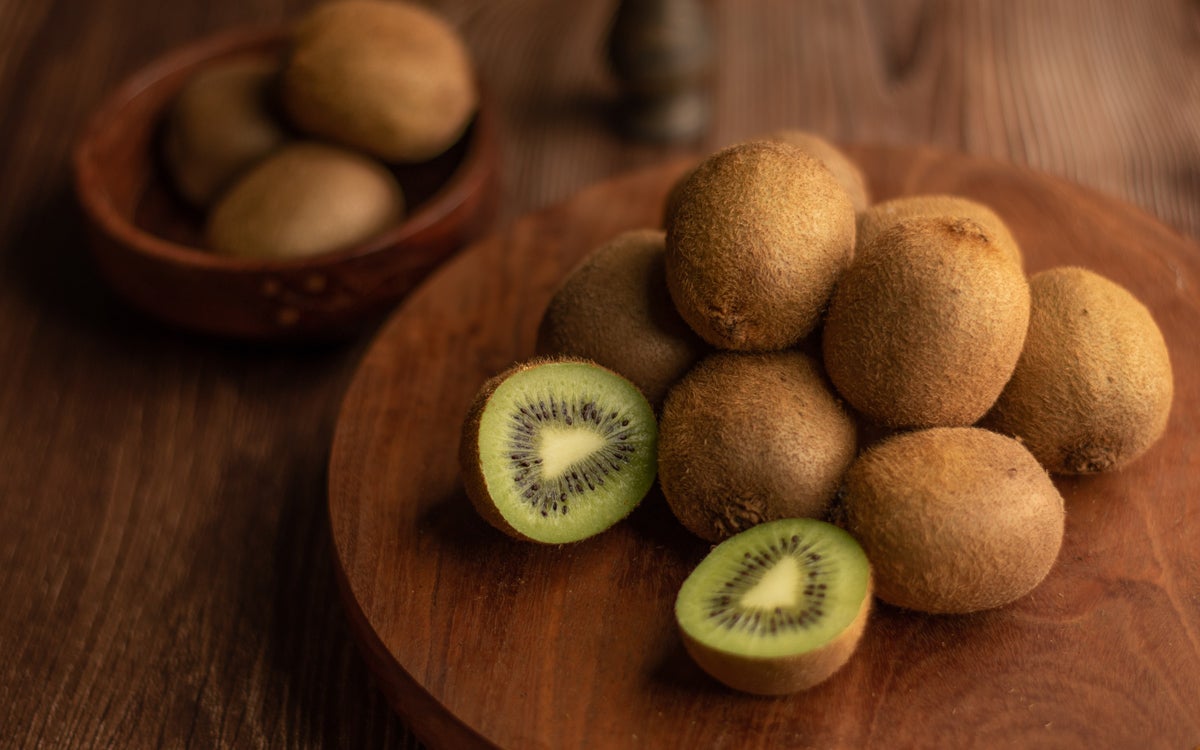 Kiwi Plants for Sale - Buying & Growing Guide